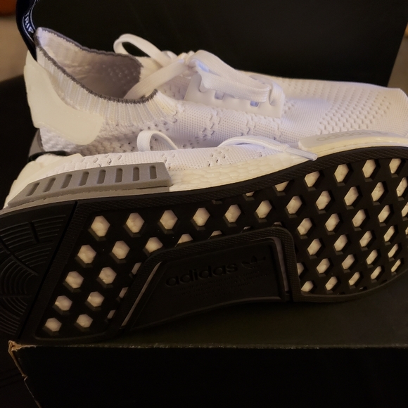 Brand New NMD R1 PK in White - Picture 3 of 5